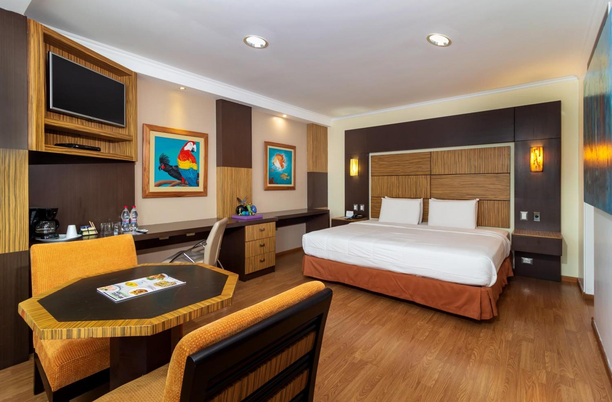 Gh Galeria Hotel Гуаякіль Екстер'єр фото